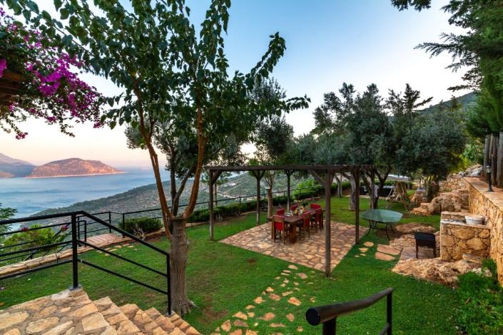 Image No.44-9 Bed Villa for sale