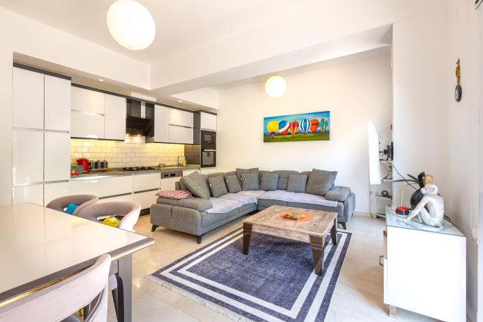 Image No.13-2 Bed Apartment for sale