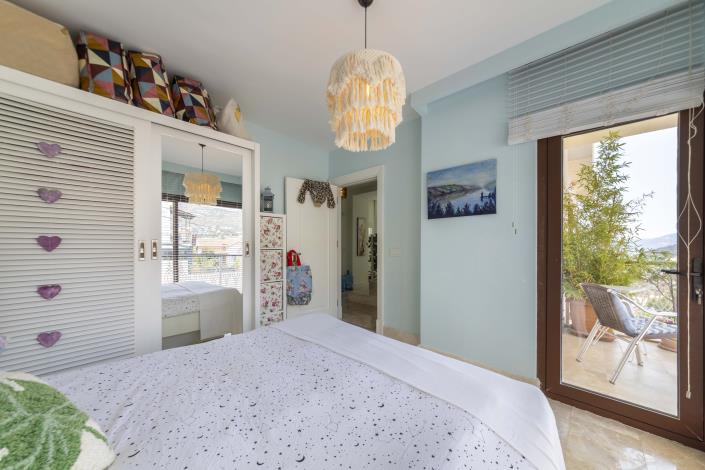 Image No.9-3 Bed Apartment for sale