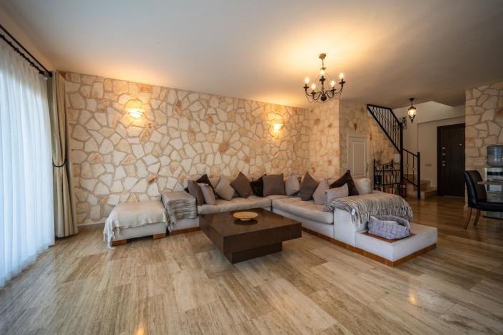 Image No.24-4 Bed Villa for sale