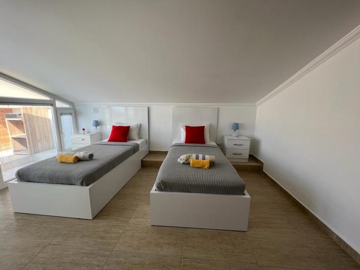 Image No.32-5 Bed Villa for sale