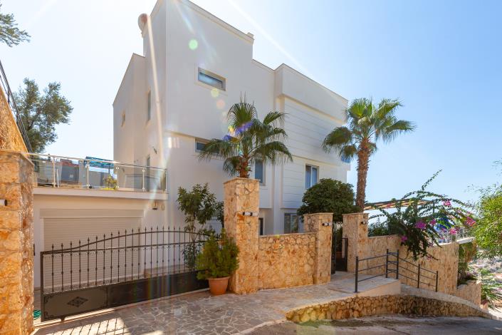 Image No.4-6 Bed Villa for sale