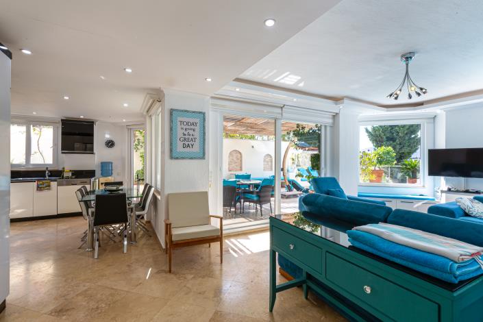 Image No.8-3 Bed Villa for sale