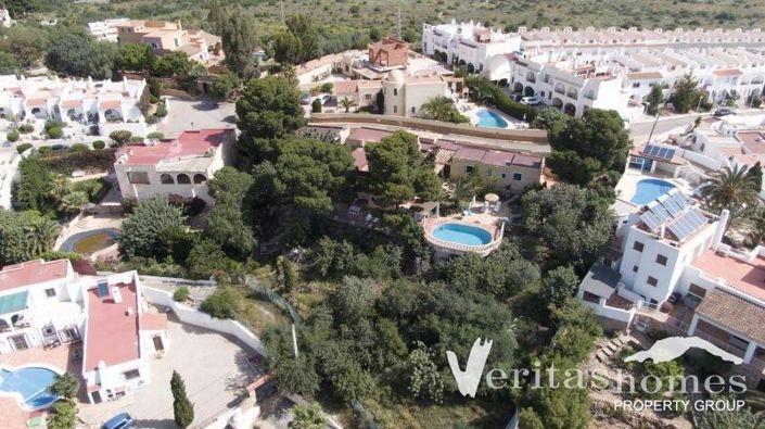 Image No.10-4 Bed Villa for sale