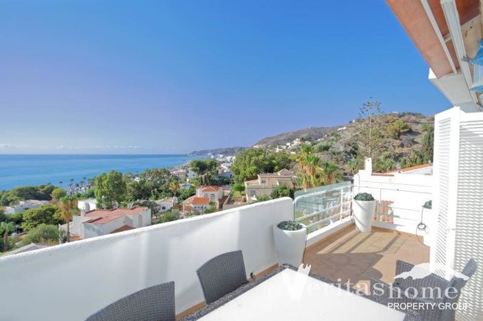 Image No.4-4 Bed Villa for sale