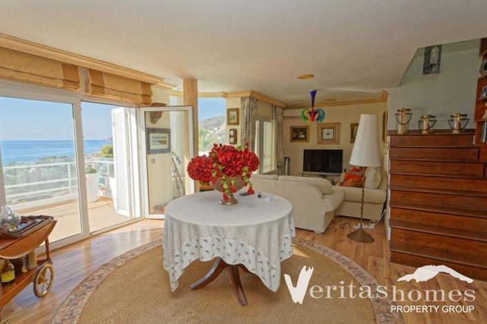 Image No.8-4 Bed Villa for sale