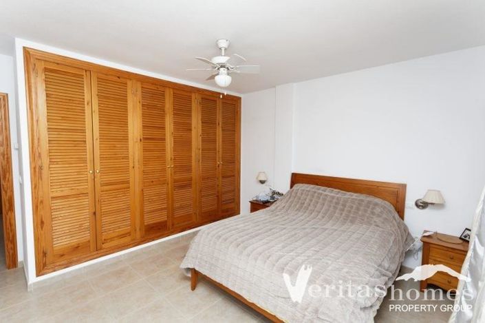 Image No.12-4 Bed Villa for sale