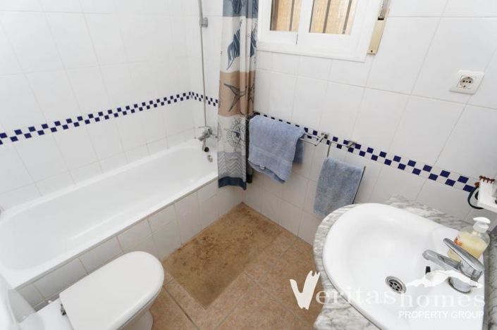 Image No.18-4 Bed Villa for sale