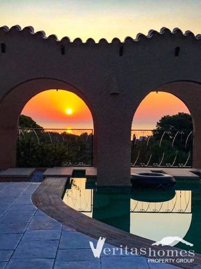 Image No.19-5 Bed Villa for sale