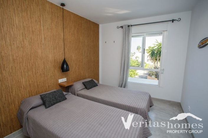 Image No.18-3 Bed Villa for sale