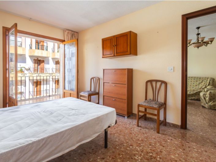 Image No.8-3 Bed Apartment for sale