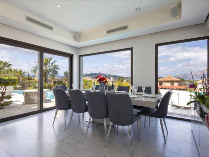 Image No.10-5 Bed Villa for sale