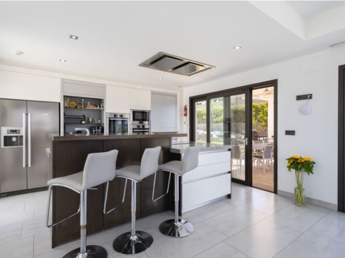 Image No.11-5 Bed Villa for sale