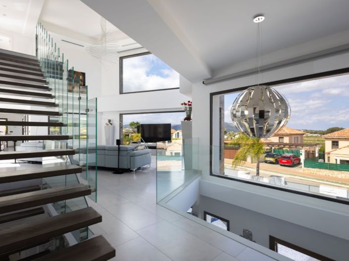 Image No.4-5 Bed Villa for sale