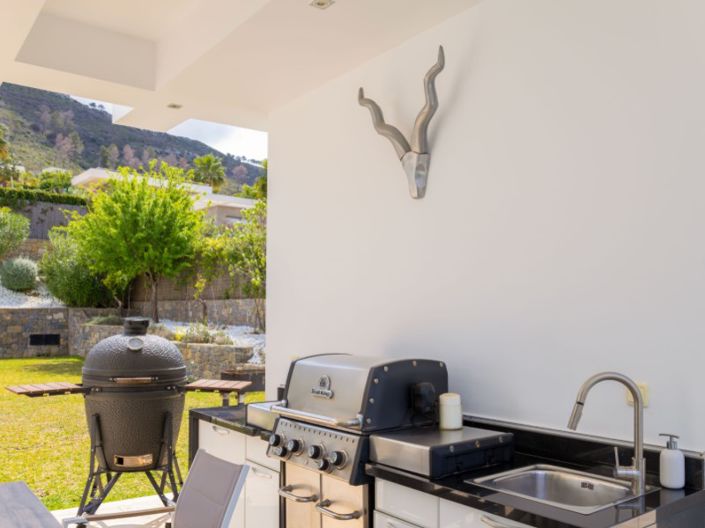 Image No.46-5 Bed Villa for sale