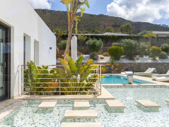 Image No.9-5 Bed Villa for sale