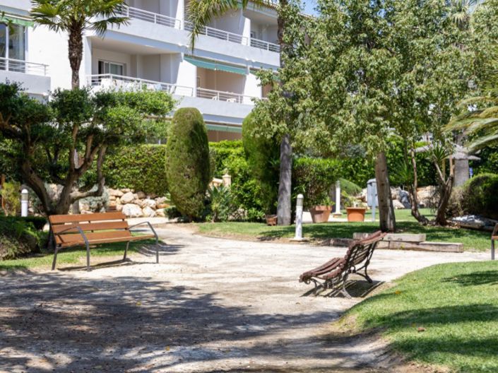 Image No.45-2 Bed Apartment for sale