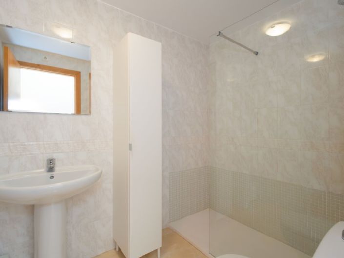 Image No.25-3 Bed Apartment for sale