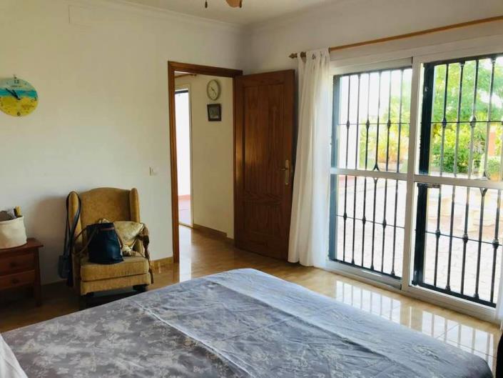 Image No.11-4 Bed House/Villa for sale