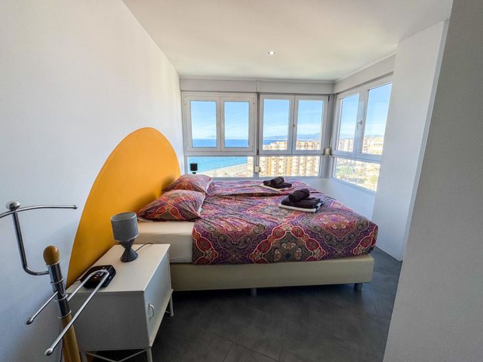 Image No.12-3 Bed Property for sale