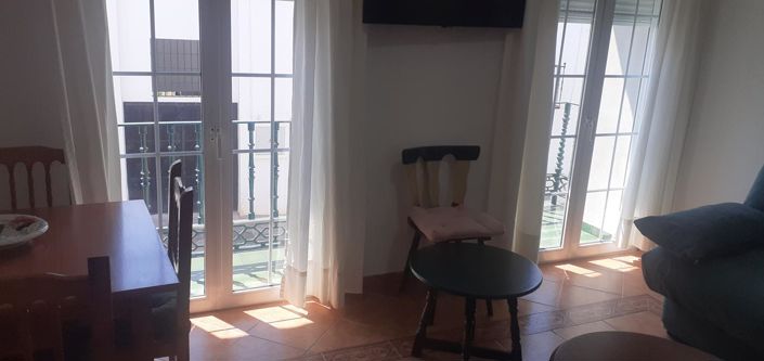 Image No.12-13 Bed Property for sale