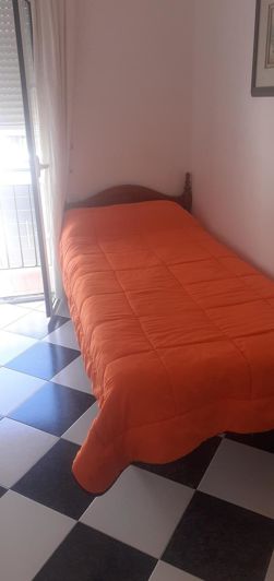 Image No.25-3 Bed Property for sale