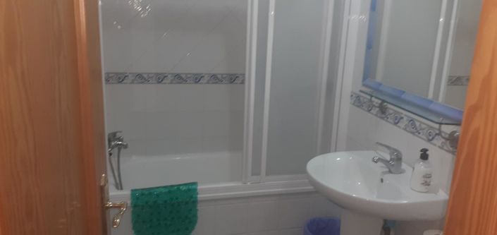 Image No.31-3 Bed Property for sale