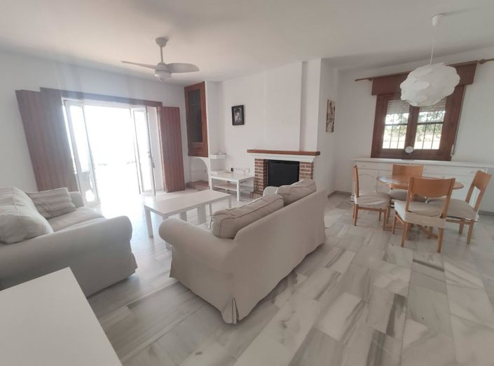 Image No.3-2 Bed Property for sale