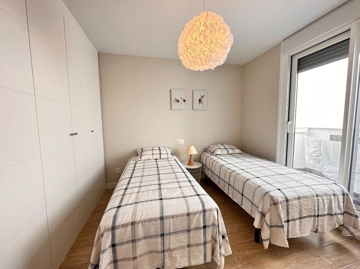 Image No.13-2 Bed Property for sale