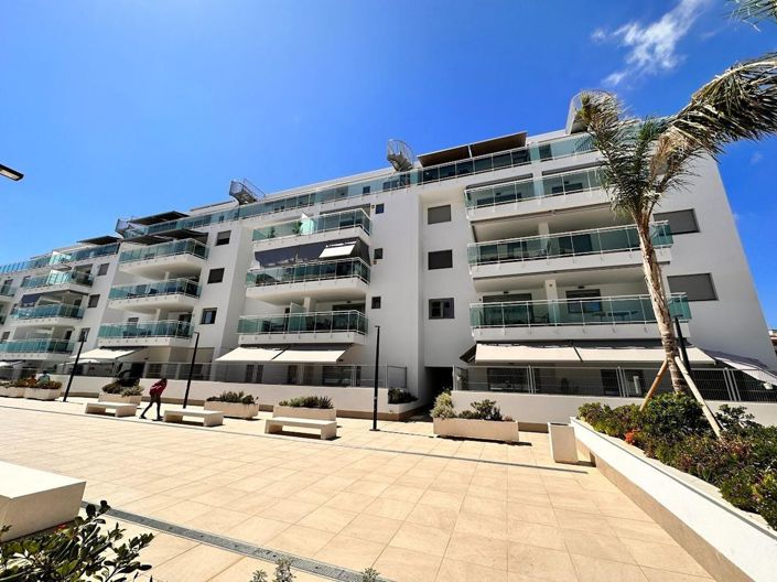 Image No.21-2 Bed Property for sale