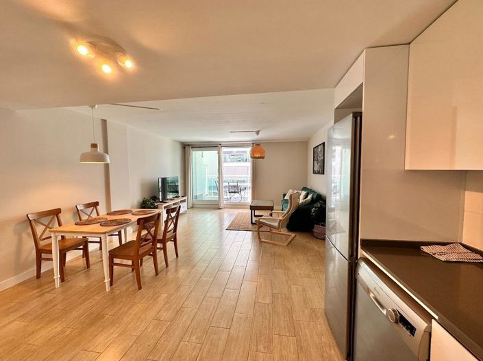 Image No.8-2 Bed Property for sale