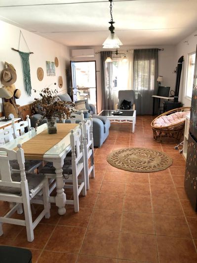 Image No.10-5 Bed Property for sale