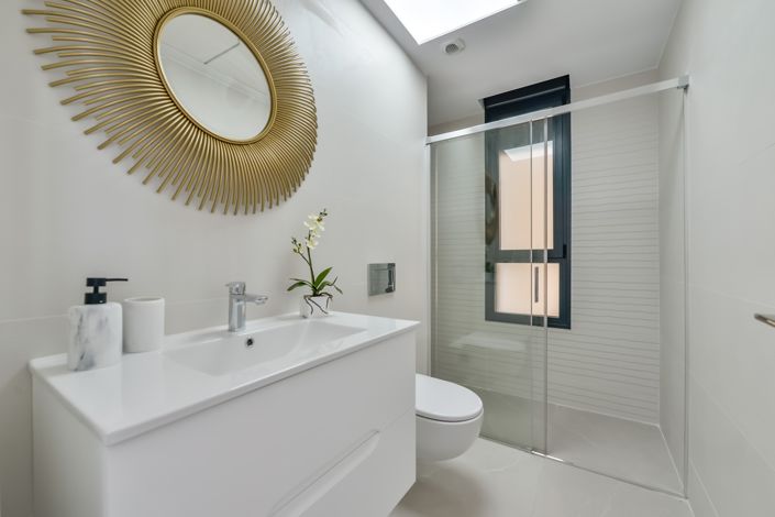 Image No.25-2 Bed Apartment for sale