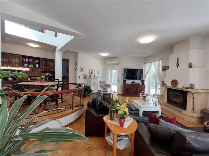 Image No.9-4 Bed Villa for sale