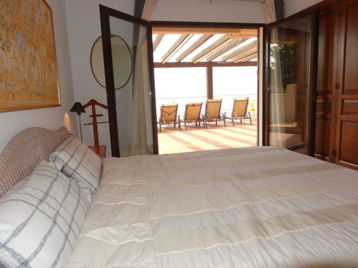 Image No.24-4 Bed Villa for sale