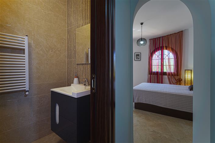 Image No.21-4 Bed Villa for sale