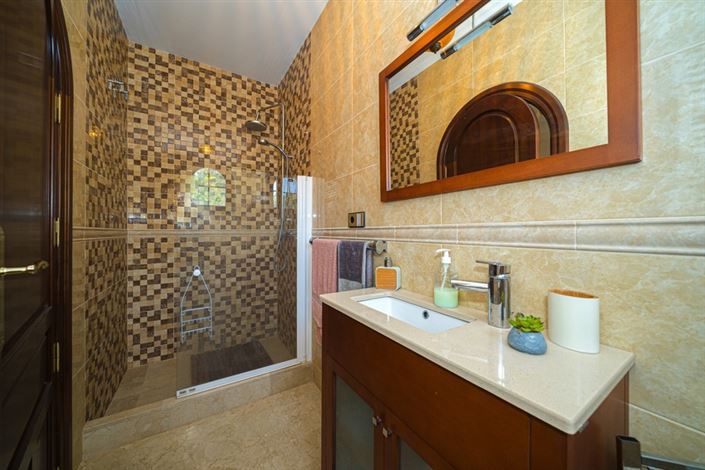 Image No.25-4 Bed Villa for sale