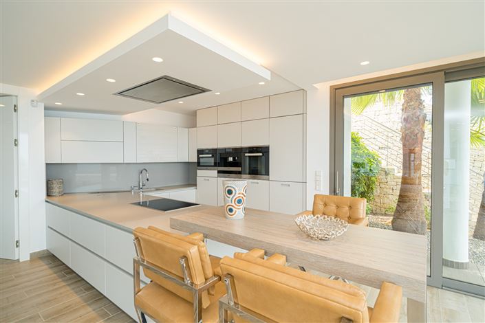 Image No.19-3 Bed Villa for sale