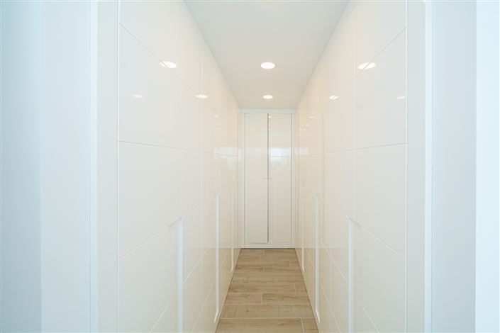 Image No.28-3 Bed Villa for sale