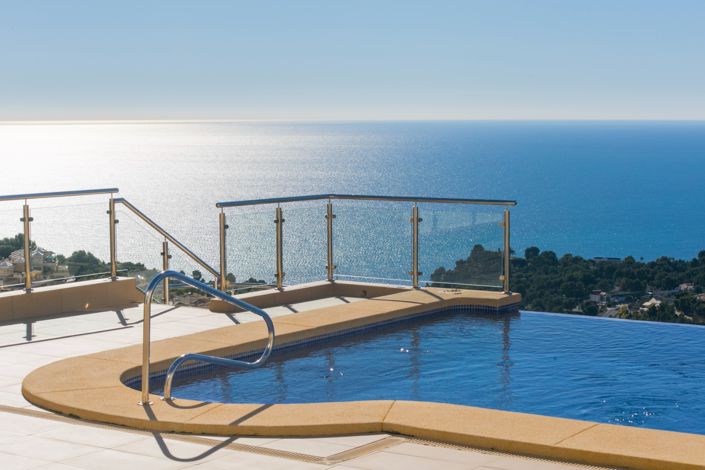 Image No.9-5 Bed Villa for sale