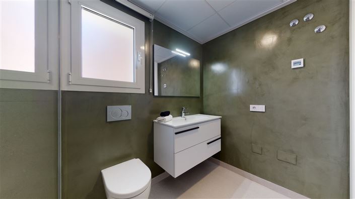 Image No.17-Villa for sale