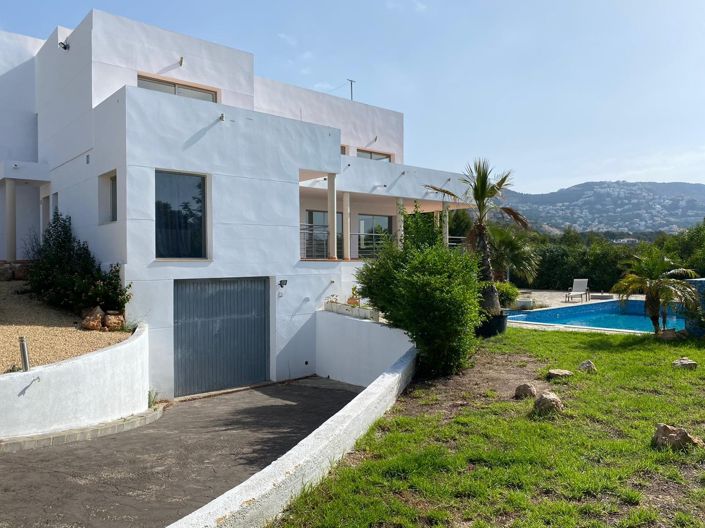 Image No.26-5 Bed Villa for sale