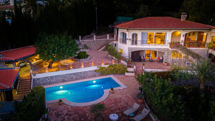 Image No.62-5 Bed Villa for sale