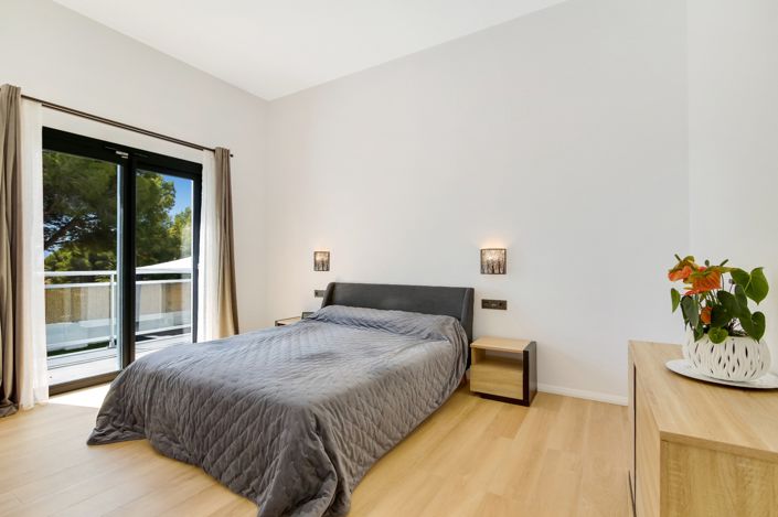 Image No.18-4 Bed Villa for sale