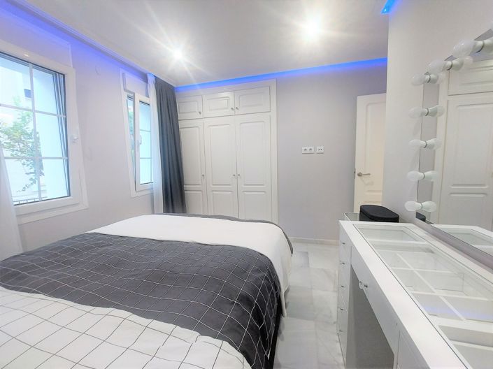 Image No.29-3 Bed Apartment for sale