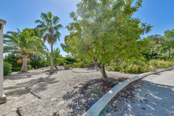 Image No.2-5 Bed Villa for sale