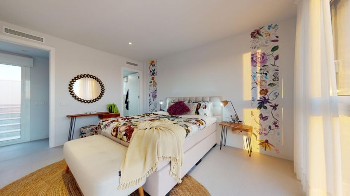 Image No.17-3 Bed Villa for sale