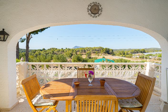 Image No.2-3 Bed Villa for sale