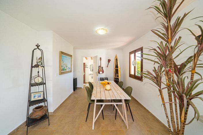 Image No.7-3 Bed Villa for sale