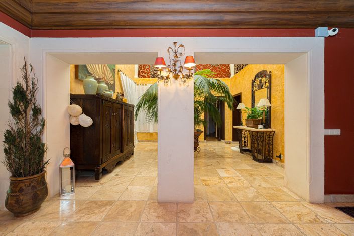 Image No.13-5 Bed Villa for sale